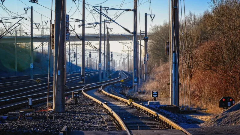 Bezkolizyjne systemy bezpieczeństwa w kolei