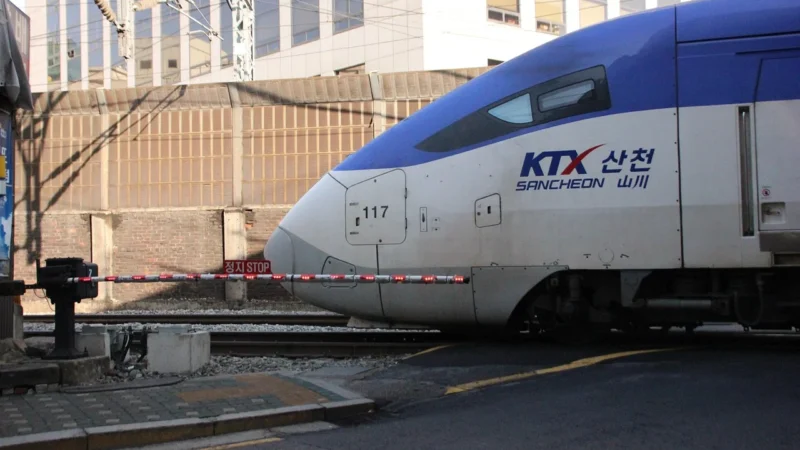 Pociągi szybkiej kolei tgv shinkansen itp osiągnięcia i technologia
